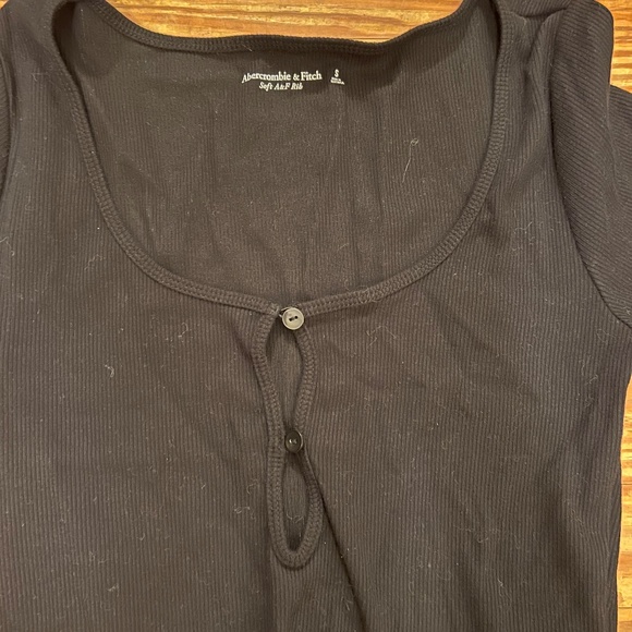 Top - Picture 3 of 4